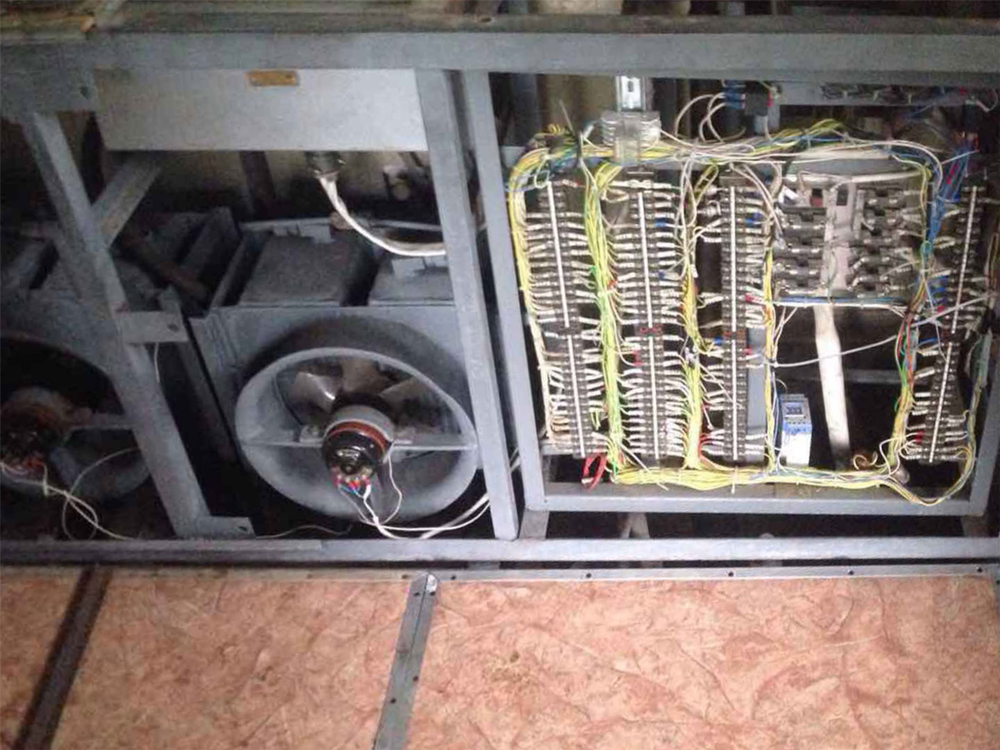 Вентилятор в сборе 16.70.10.470